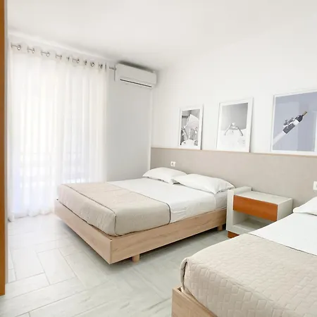 Ocean Breez- Ac In Every Room - 1 Min Walk From The Beach Apartman *