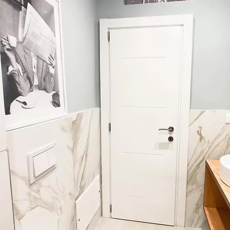 Ocean Breez- Ac In Every Room - 1 Min Walk From The Beach * Golem