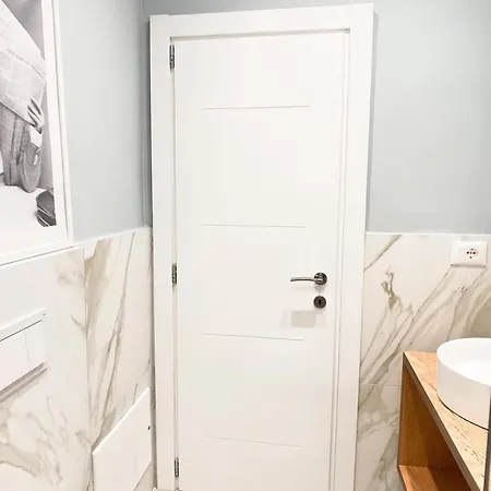 Ocean Breez- Ac In Every Room - 1 Min Walk From The Beach Apartman *